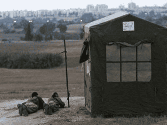 فرار جنود من لواء غولاني watanserb.com