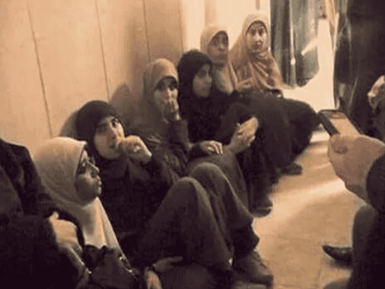 مصر: حبس 6 طالبات بتهمة التظاهر بجامعة المنصورة التظاهر بجامعة المنصورة watanserb.com