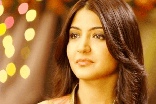 انوشكا شارما تنقذ نفسها وفريق العمل من موت محتم انوشكا شارما تنقذ نفسها watanserb.com