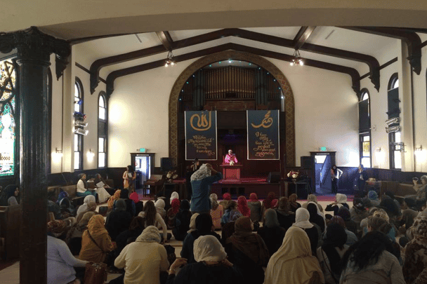 مسجد للنساء في لوس أنجلوس يسبب انقساما وسط المجتمع الأمريكي المسلم مسجد للنساء بلوس أنجلوس watanserb.com