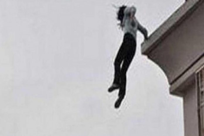 انتحرت بسبب الافلام الاباحية watanserb.com