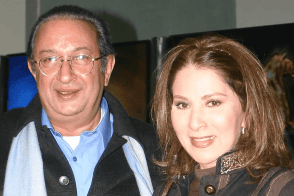 عودة نور الشريف وبوسي watanserb.com