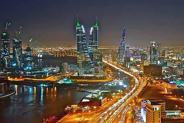 البحرين تواجه اتهامات جديدة بالفصل العنصري واستمرار قمع حقوق الإنسان يتطلب تغيير النهج هفينجتون بوست watanserb.com