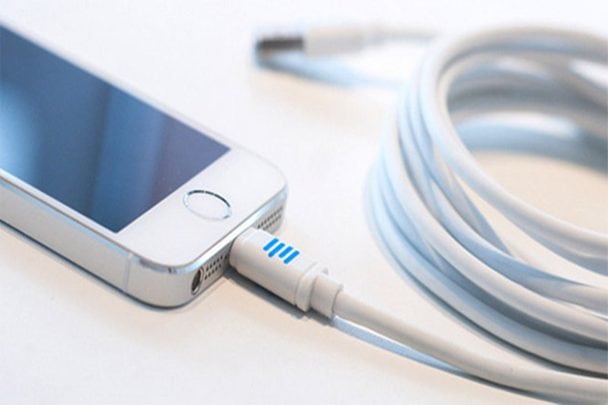 شحن آي فون في 5 دقائق watanserb.com