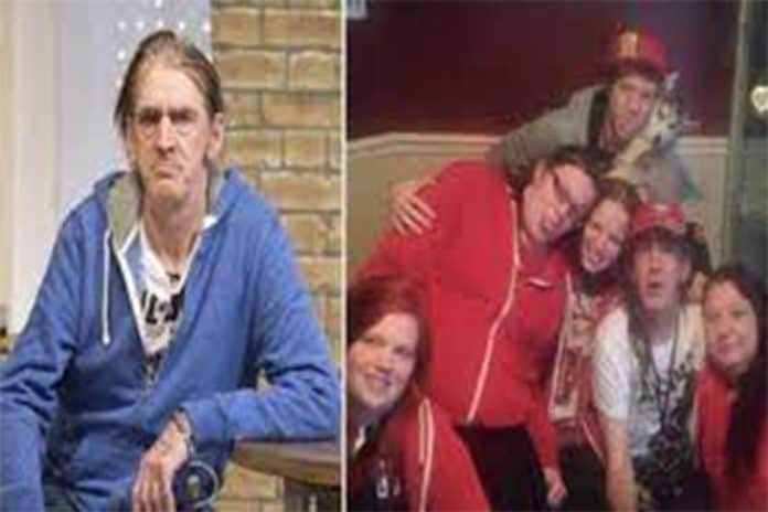 البريطانى مايك هولفين watanserb.com