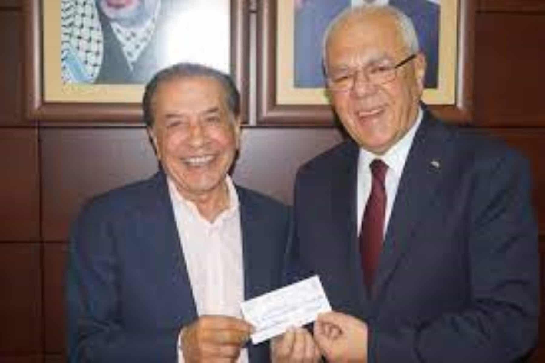 فاروق الشامي.. مواطن فلسطيني أصبح (أمبراطور الجمال) في أمريكا فاروق الشامي watanserb.com