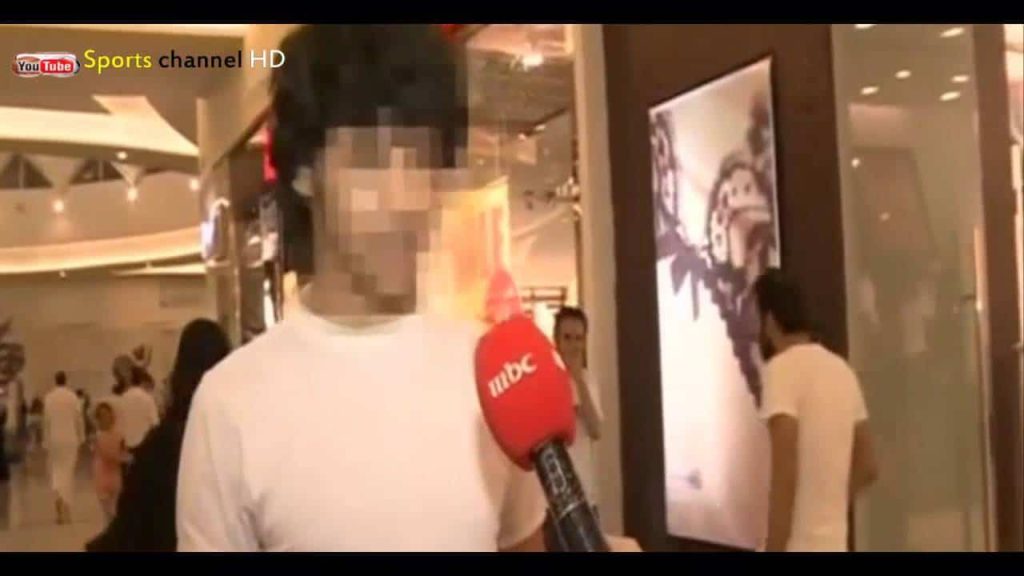 شاهد شاب يتحرش بمراسلة MBC على الهواء