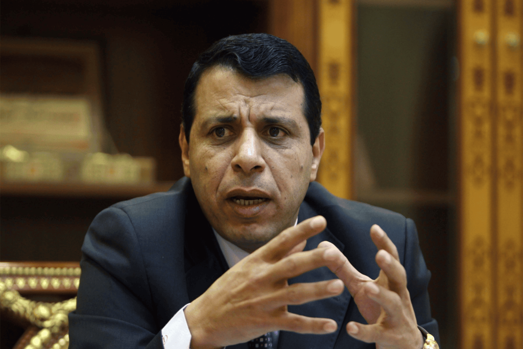 غضب مؤيدي السيسي وموالين دحلان بسبب إسقاط تركيا لطائرة روسية يؤجج جدلًا واسعًا عيال دحلان والسيساويين watanserb.com