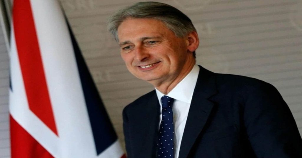 فيليب هاموند watanserb.com