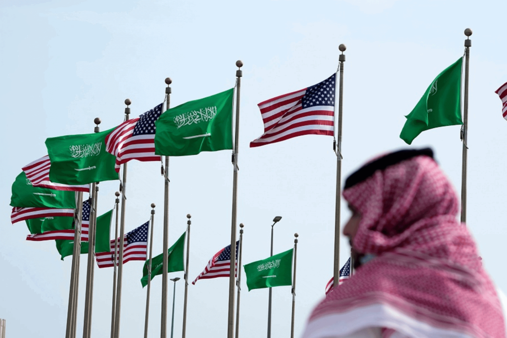 السعوديون يظهرون نتائج استطلاع تفضيلاتهم تجاه الجماعات السياسية والدينية السعوديون و الأمريكيين watanserb.com