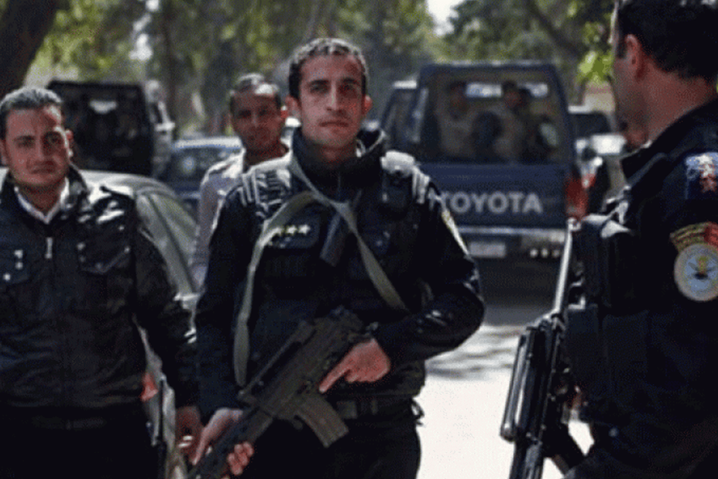 سرقة سائح الماني watanserb.com