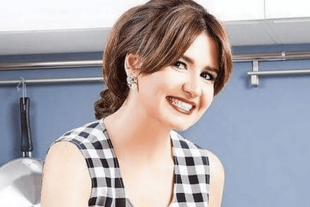 هنا شيحة تدافع عن مشاهدها الجريئة في فيلمها الجديد وتعتز بفخر والدها بها الفنانة هنا شيحة watanserb.com