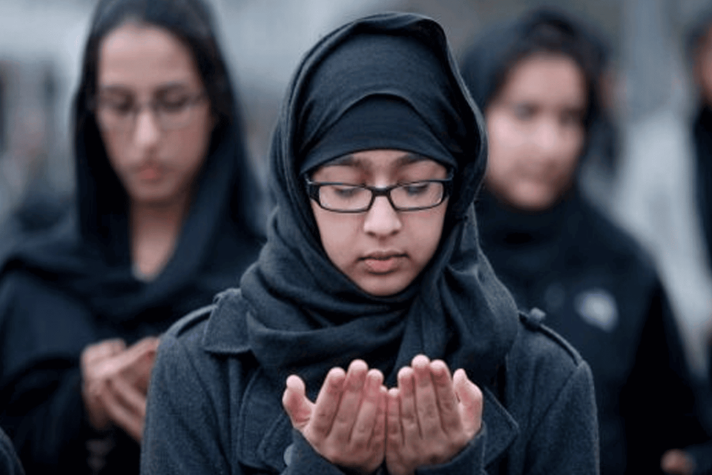 أمريكا ضد المسلمين watanserb.com