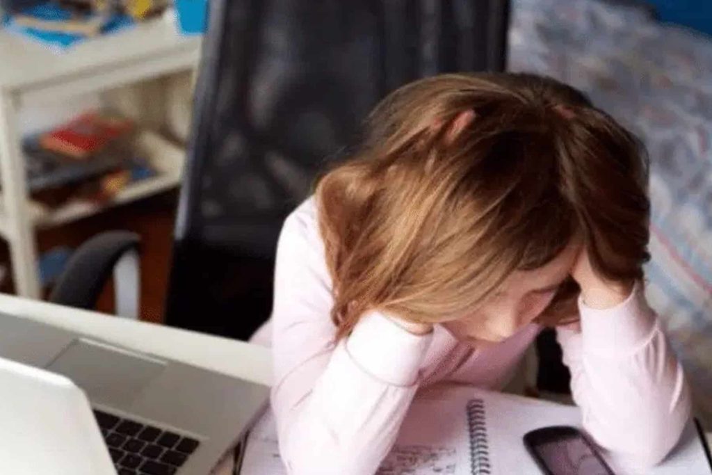 ابتزاز طالبة جامعية watanserb.com