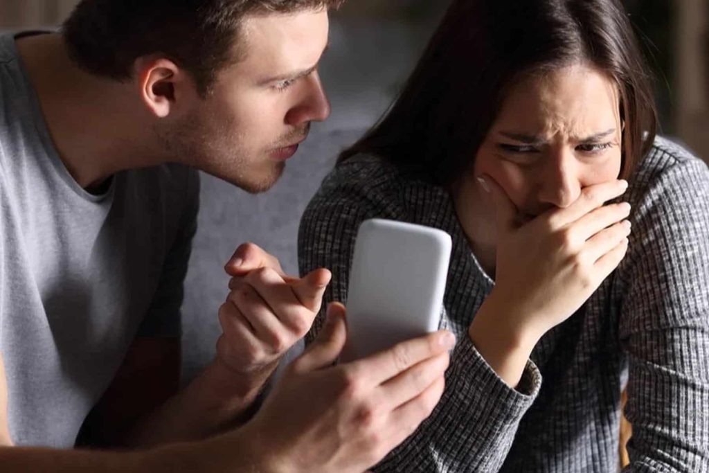 اسباب الخيانة الزوجية watanserb.com