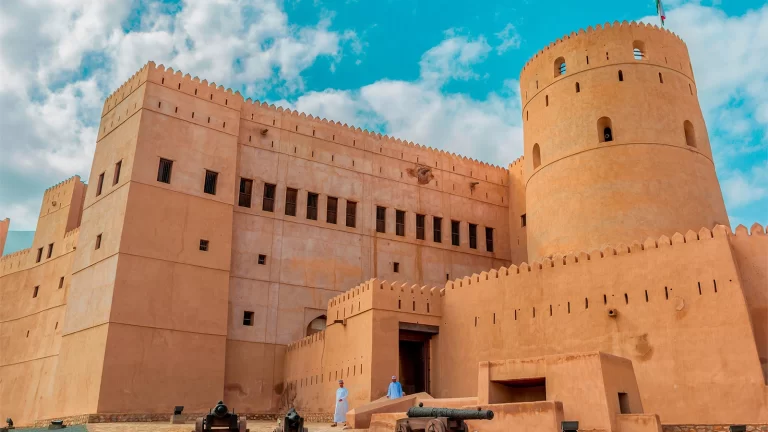 قلاع سلطنة عمان watanserb.com