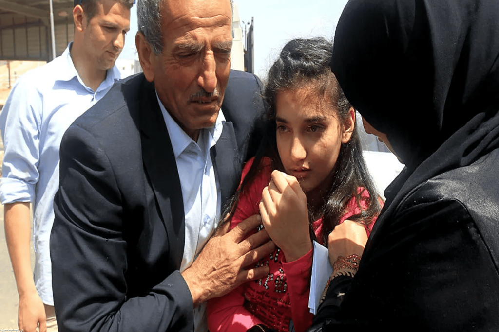 تحرر أصغر أسيرة فلسطينية ديما الواوي بعد أكثر من شهرين في سجون الاحتلال الإسرائيلي أصغر أسيرة فلسطينية watanserb.com