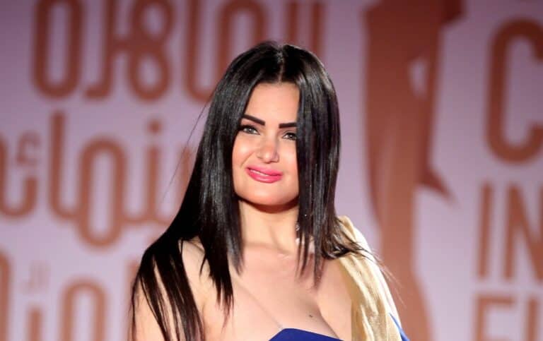 تسريبات “فاضحة” لـِ”سما المصري” من داخل الحمّام! | القصة الكاملة سما المصري watanserb.com