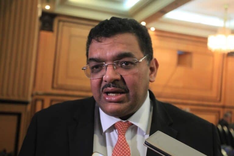 لطفي زيتون watanserb.com