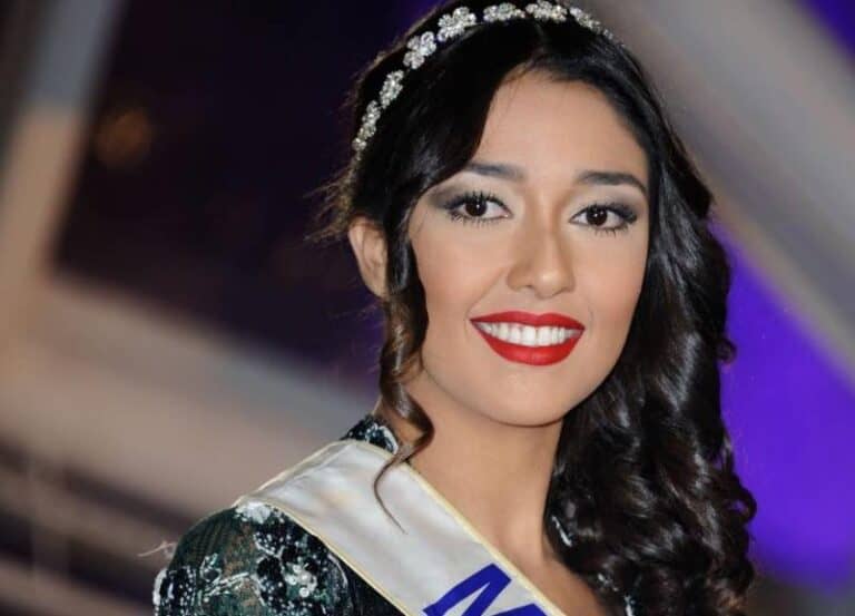 ملكة جمال المغرب 2016 ترد على الانتقادات بخصوص صورها في المايوه وتؤكد أنها فخورة بالتشبيه بكيم كارداشيان ملكة جمال المغرب 2016 watanserb.com