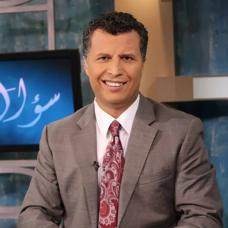 الإعلامي المغربي رشيد حمامي يقارن بين غزوات النبي محمد وأفعال تنظيم داعش في كتابه الجديد رشيد حمامي watanserb.com