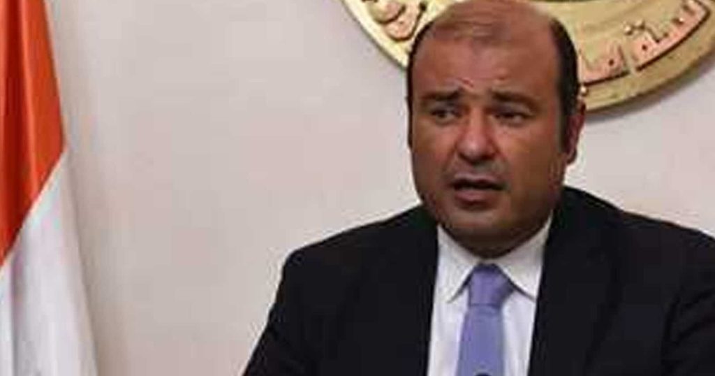 وزير التموين المصري يؤكد عدم تحمل الدولة تكاليف إقامته بالفندق وسط انتقادات حادة وزير التموين المصري خالد حنفي watanserb.com