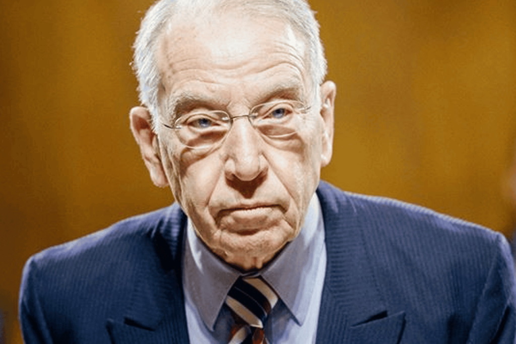 السيناتور الأمريكي تشاك غراسلي watanserb.com