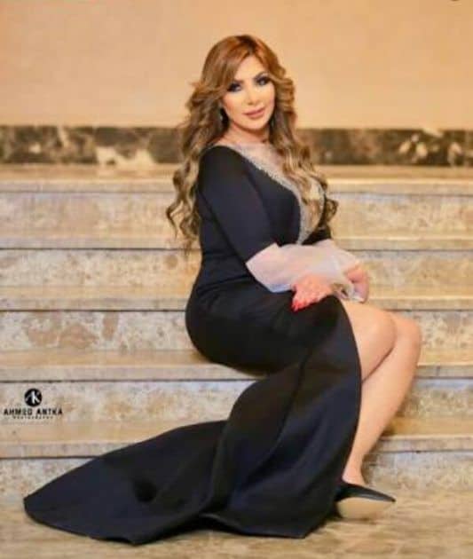 خلافات نجم كرة القدم كهربا مع مذيعتي تكشف زواجهما السري بعد 6 أشهر من اقامته مذيعة قناة المحور سارة خليفة