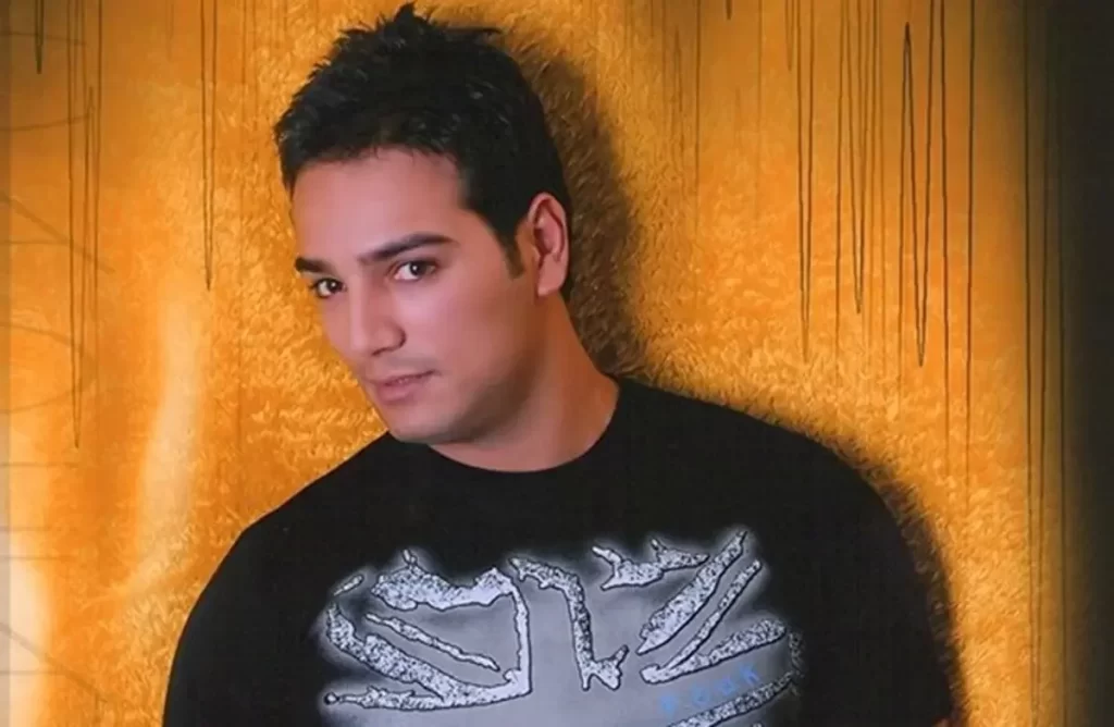 ممثل أفلام إباحية مصري يعبّر عن رغبته في الزواج من الفنانة بشرى خلال مهرجان القاهرة السينمائي ممثل الأفلام الإباحية شريف طلياني