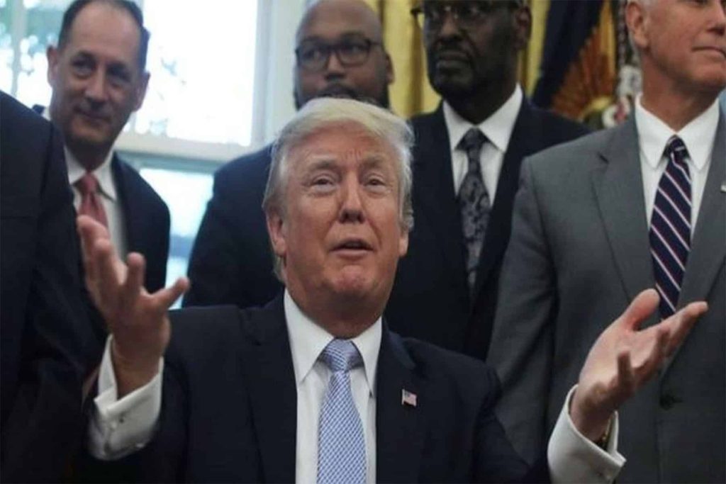 ترامب يطرد أسرة مسيحية watanserb.com