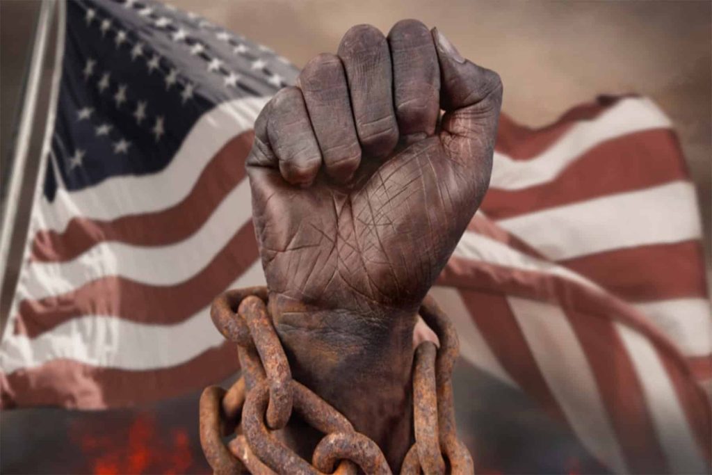 التظاهر دفاعا عن الديموقراطية watanserb.com