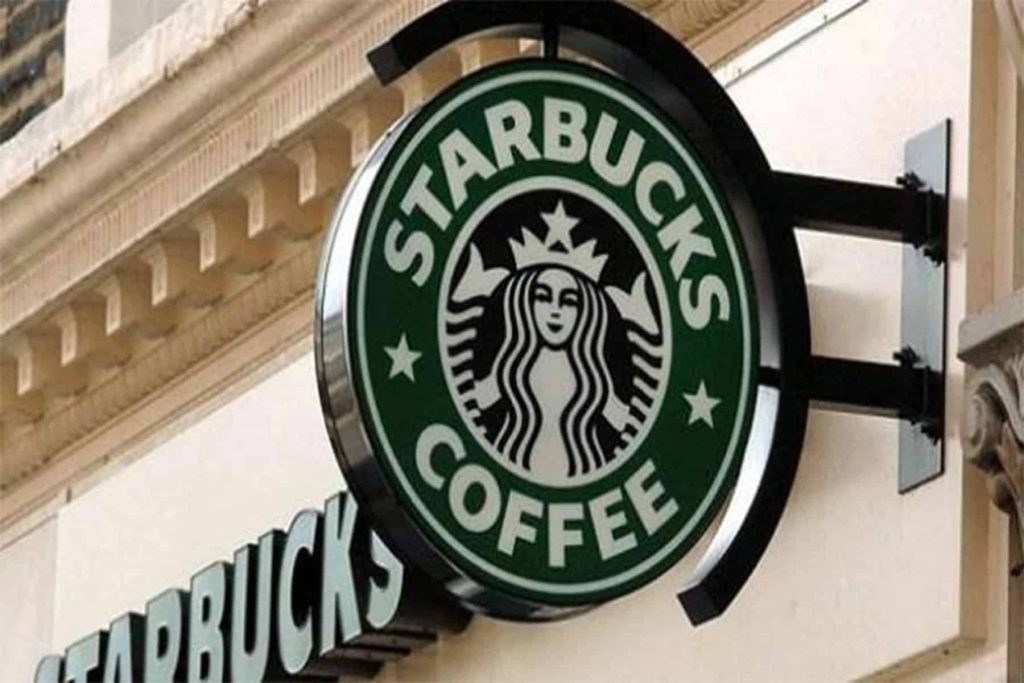 ستاربكس تعلن عزمها توظيف 10 آلاف لاجئ في 75 دولة تأكيدًا لالتزامها بالقيم الإنسانية شركة ستاربكس watanserb.com