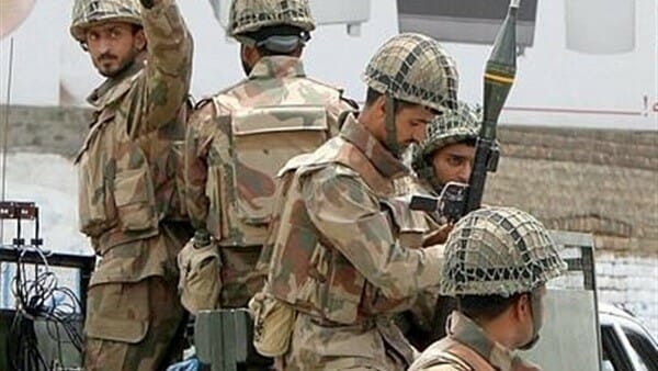 باكستان ترسل لواء من القوات المقاتلة لتعزيز الحدود الجنوبية السعودية في مواجهة الحوثيين باكستان watanserb.com