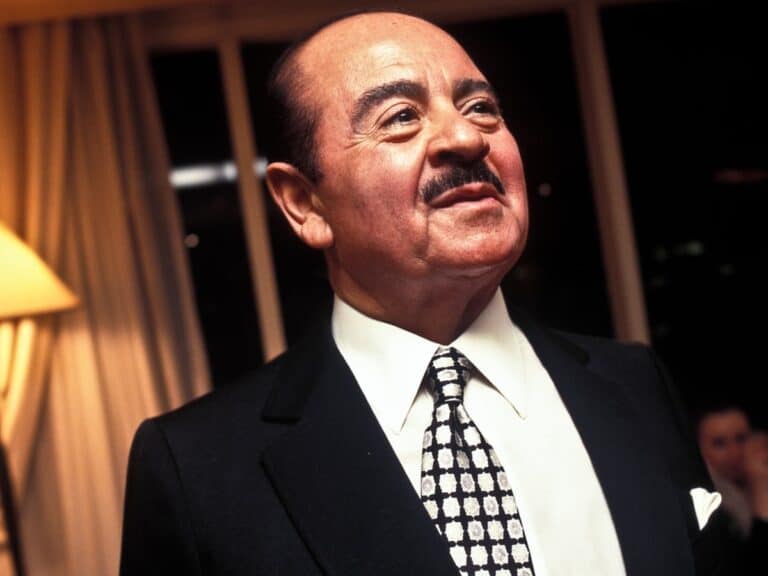 عدنان خاشقجي watanserb.com