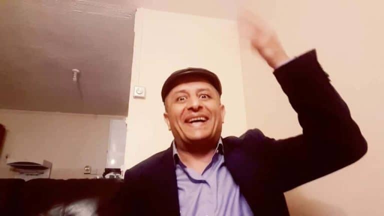 سياسي يمني: أردوغان يشعرك بالعزة وسلمان وابنه صهاينة بلباس عربي | القصة الكاملة أسعد الشرعي watanserb.com