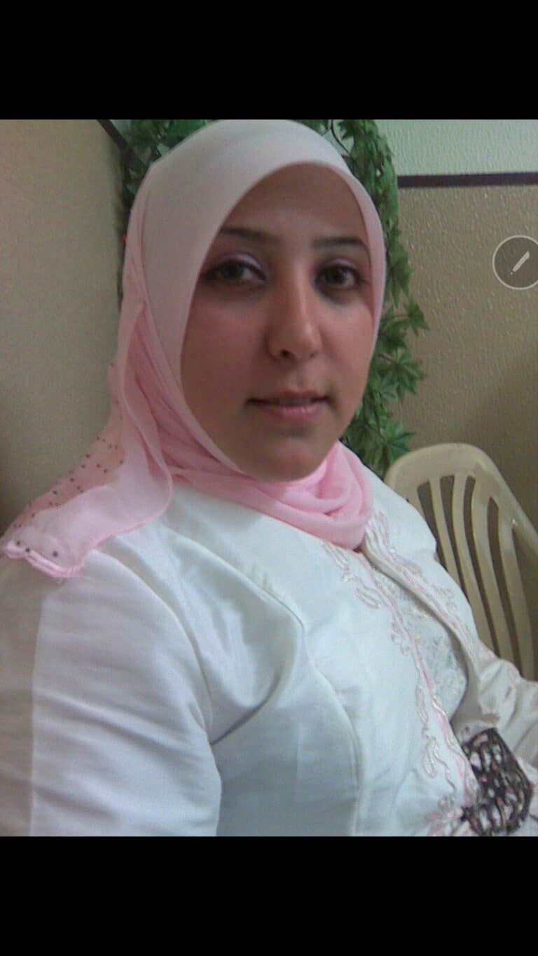 الشاعرة اللبنانية “رنا رسلان watanserb.com