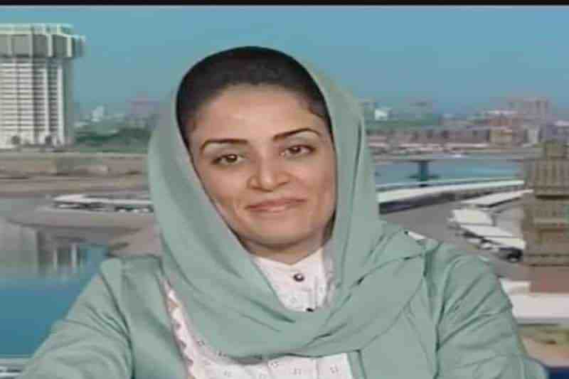 بعد الفضيحة.. هيئة الإذاعة والتلفزيون السعودية تتخذ هذا القرار مع مسؤولة ظهرت بأوضاعٍ مخلة! | القصة الكاملة ريم الحبيب