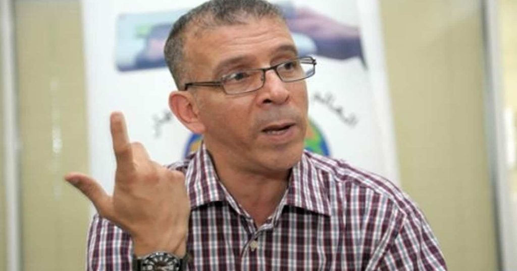 ألمح لـ”ابن سلمان” و”عيال زايد”.. حفيظ دراجي: “الخونة باعوا القدس من أجل عيون إيفانكا”! | القصة الكاملة حفيظ دراجي ونقل السفارة الامريكية الى القدس watanserb.com