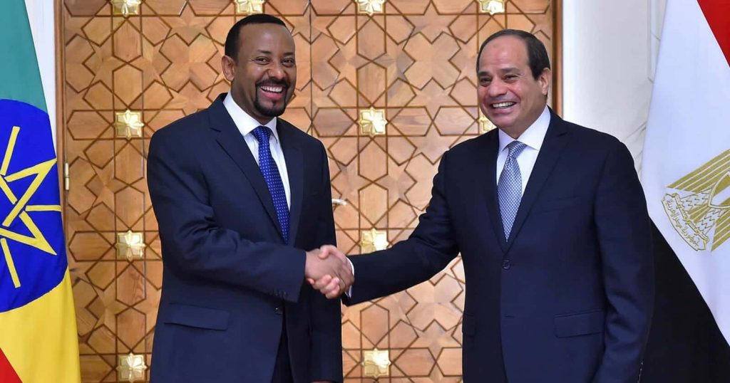 يدير الدولة بـ"الفهلوة".. "السيسي" يعفو عن 30 إثيوبيا بعدما أقسم له "آبي أحمد" على عدم المساس بنيل مصر watanserb.com