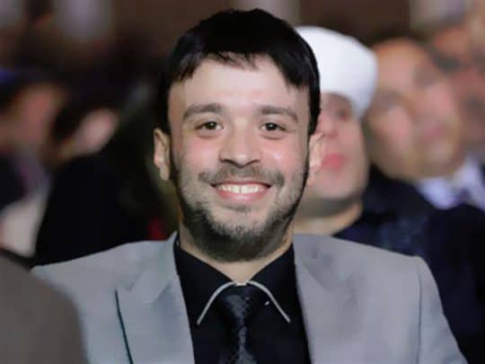 الفنان المصري ماهر عصام watanserb.com
