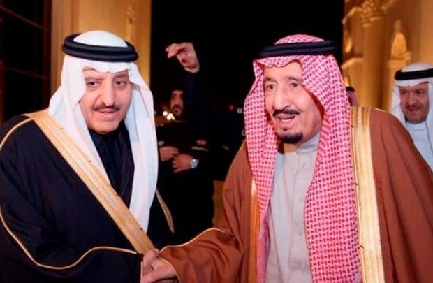 بعد تبرئه من أفعال الملك سلمان وولده.. سعوديون يبايعون الأمير أحمد بن عبدالعزيز ملكا | القصة الكاملة الملك-سلمان-وشقيقه watanserb.com