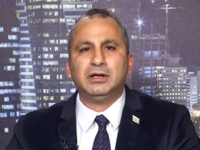 إيدي كوهين يزعم الاردن طلب منا تشغيل مواطنيه watanserb.com