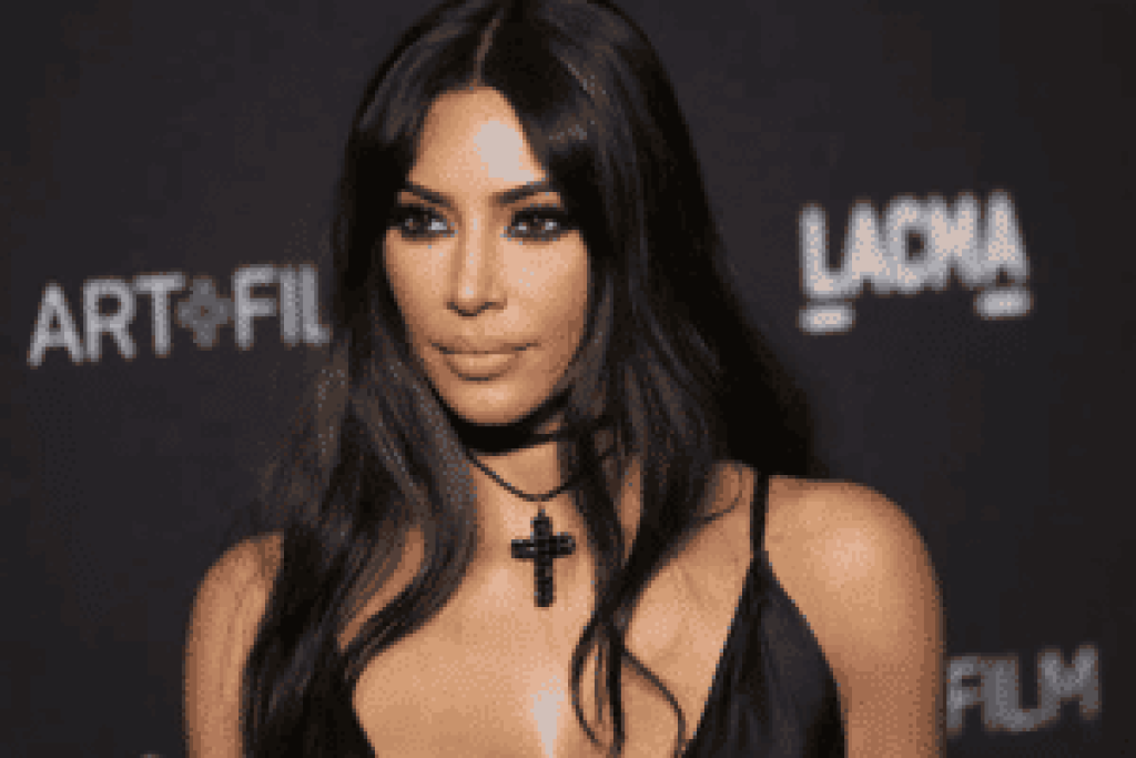 كيم كارداشيان تعترف بتعاطي المخدرات في العشرينيات وأثرها على علاقاتها الشخصية كيم والمخدرات watanserb.com