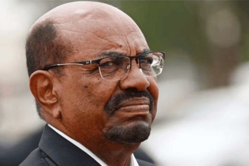 عمر البشير والمتظاهرين watanserb.com