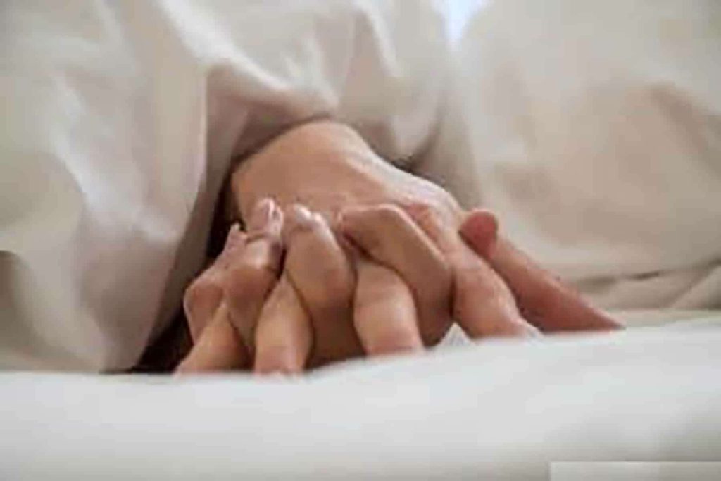 مصري وعشيق watanserb.com