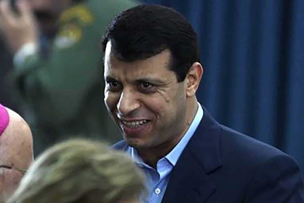 دحلان وبن حمد watanserb.com