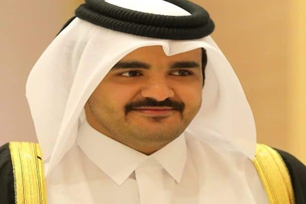 شقيق أمير قطر يوجّه هذه الرسالة للعُمانيين | القصة الكاملة الجمهور العُماني وشقيق الأمير القطري watanserb.com