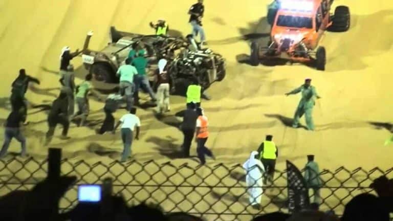 حادث بالامارات watanserb.com