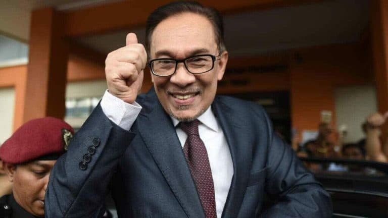 انور ابراهيم watanserb.com