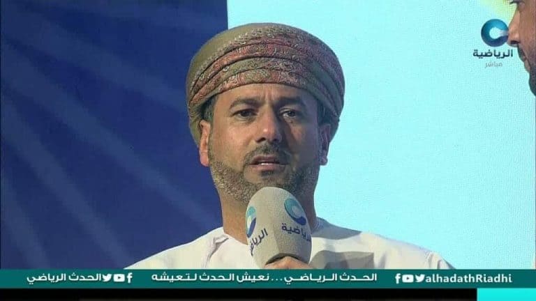 محسن المسروري غير راضٍ عن المدرب الجديد | القصة الكاملة محسن المسروري watanserb.com